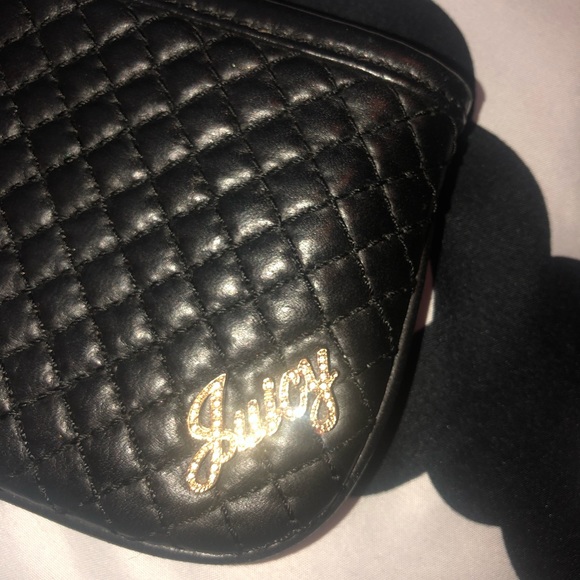 Juicy Couture Wristlet - Picture 2 of 4